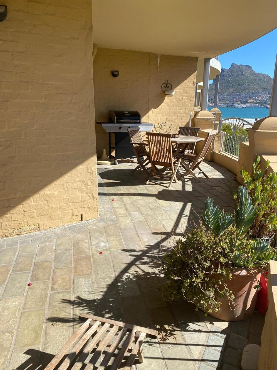 On The Beach Hout Bay Exterior foto